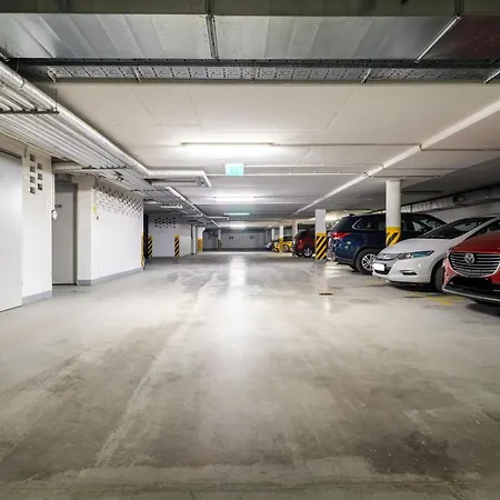 Luxury Seaside Victus With Parking And Balcony By Renters Apartman *