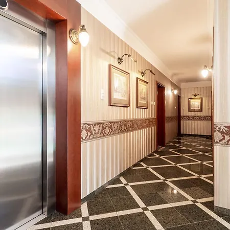 Apartman Luxury Seaside Victus With Parking And Balcony By Renters *
